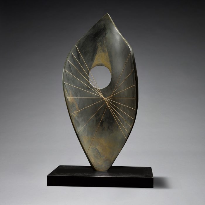 Lot 5, Dame Barbara Hepworth, Curved Form (Bryher), est £500,000 – 800,000 © Sotheby’s