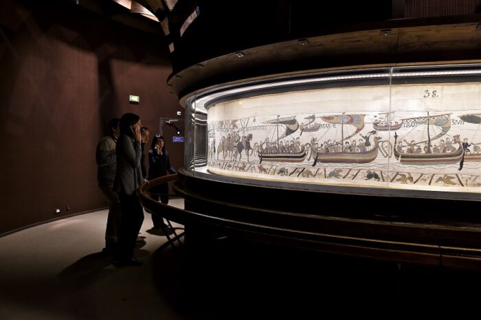 Bayeux Tapestry © Bayeux Museum (2)