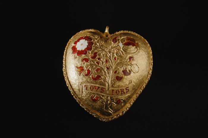 Tudor Heart – The Trustees of the British Museum (3)